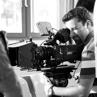 Alexander Vexler als Kameramann und Director of Photography mit einer Arri Alexa